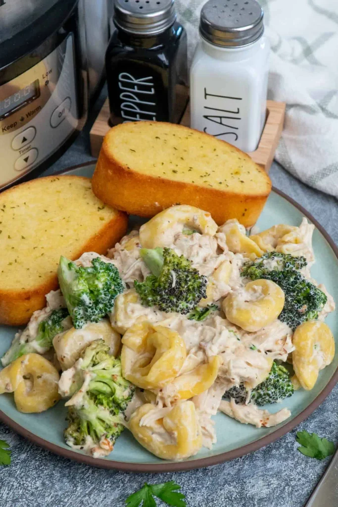 Slow Cooker Chicken Broccoli Tortellini 9 clipboard image 1787201393